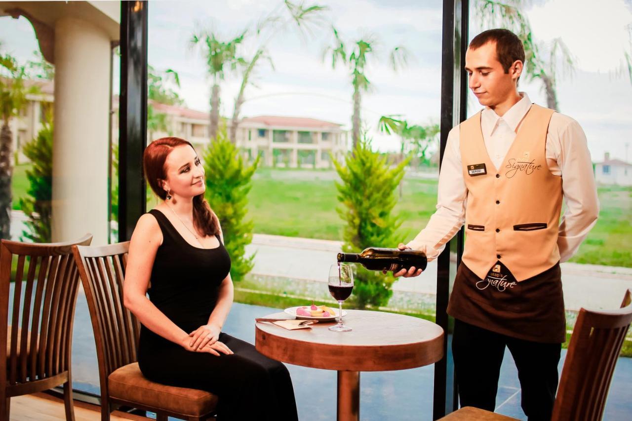 Anaklia Resort By Pratap'S Signature Ngoại thất bức ảnh