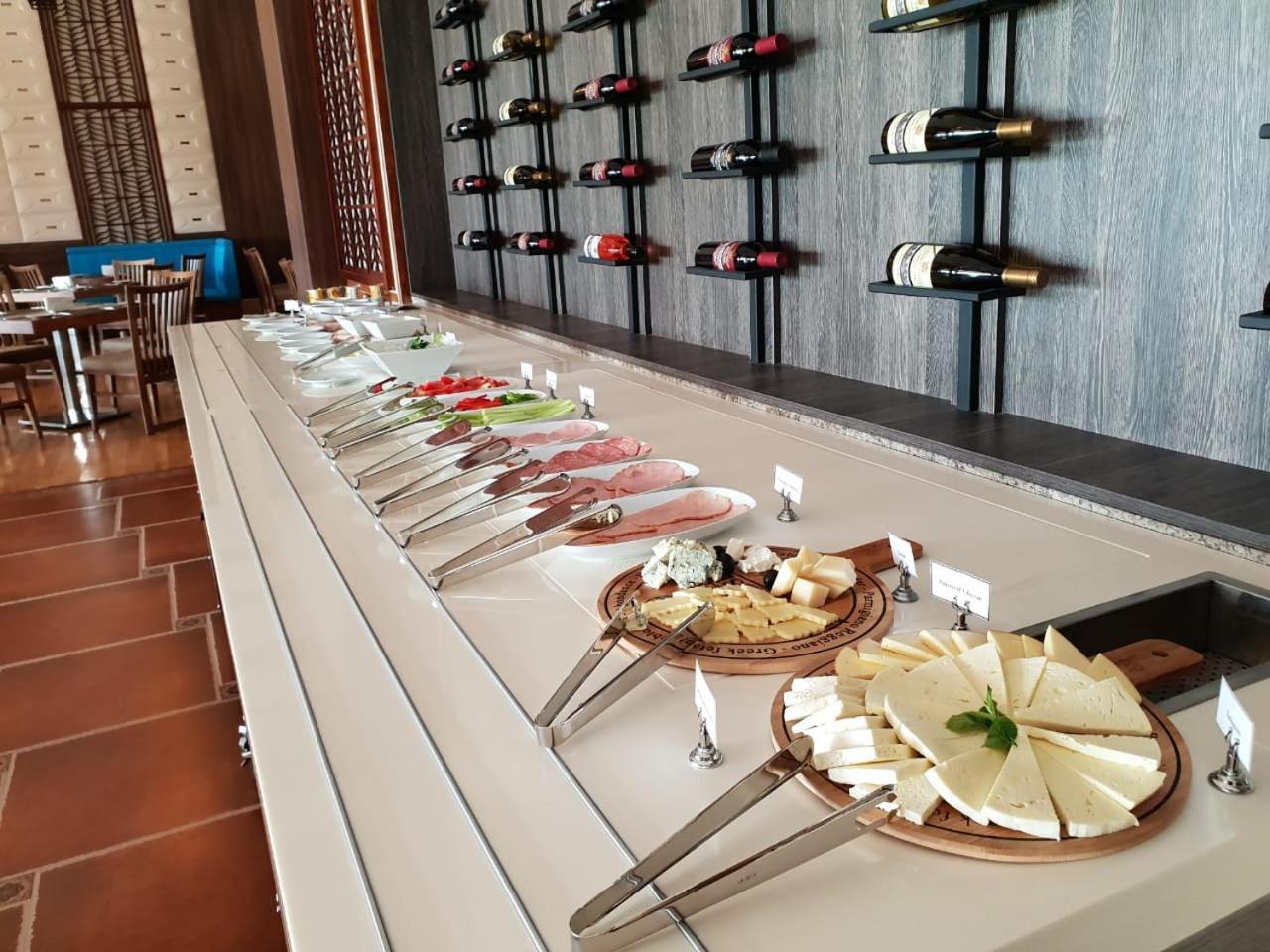 Anaklia Resort By Pratap'S Signature Ngoại thất bức ảnh