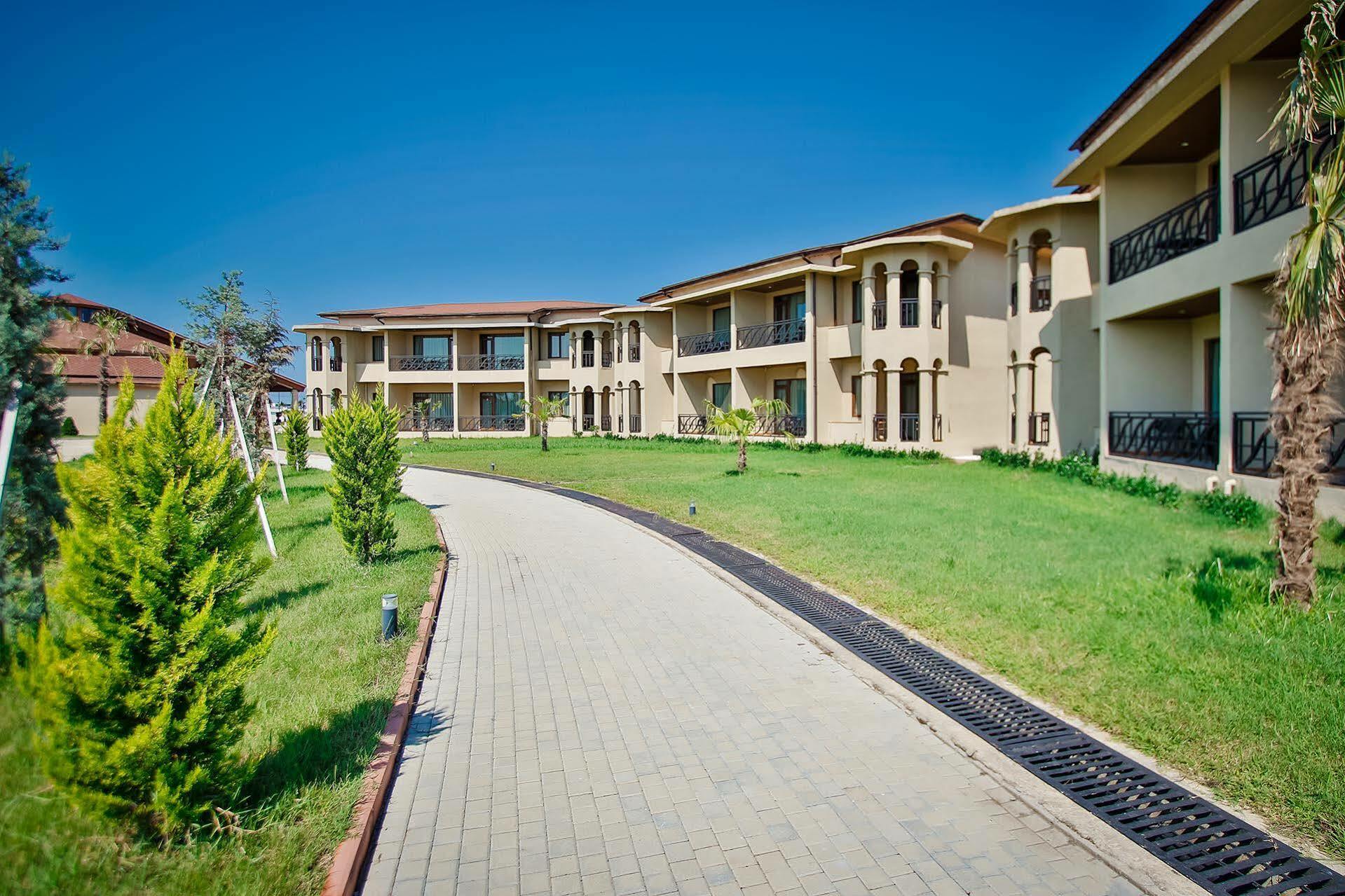 Anaklia Resort By Pratap'S Signature Ngoại thất bức ảnh