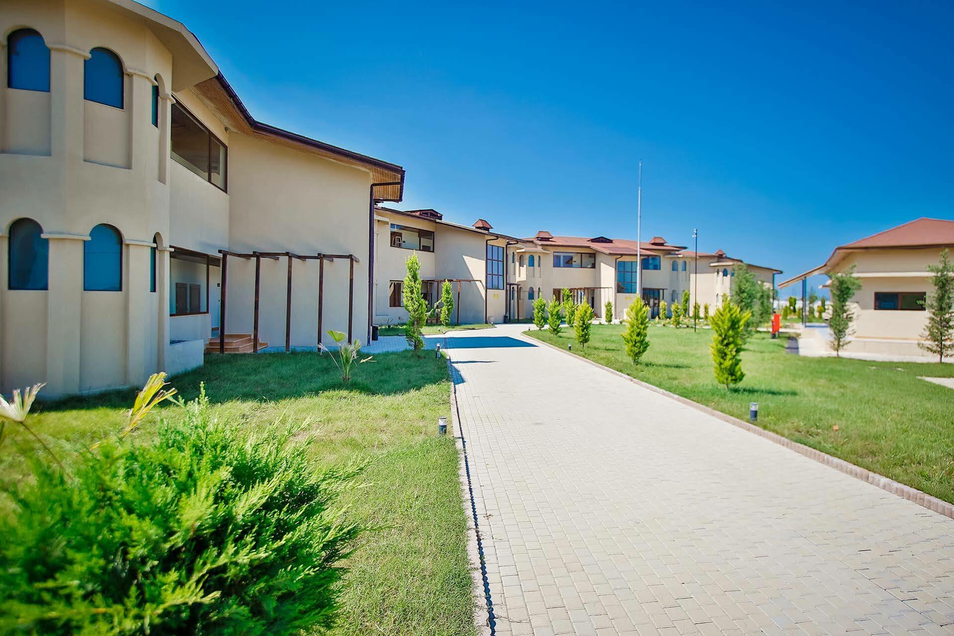 Anaklia Resort By Pratap'S Signature Ngoại thất bức ảnh